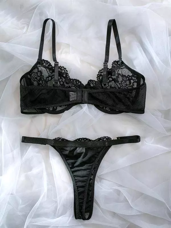 Low Waist Ladies Lingerie Set