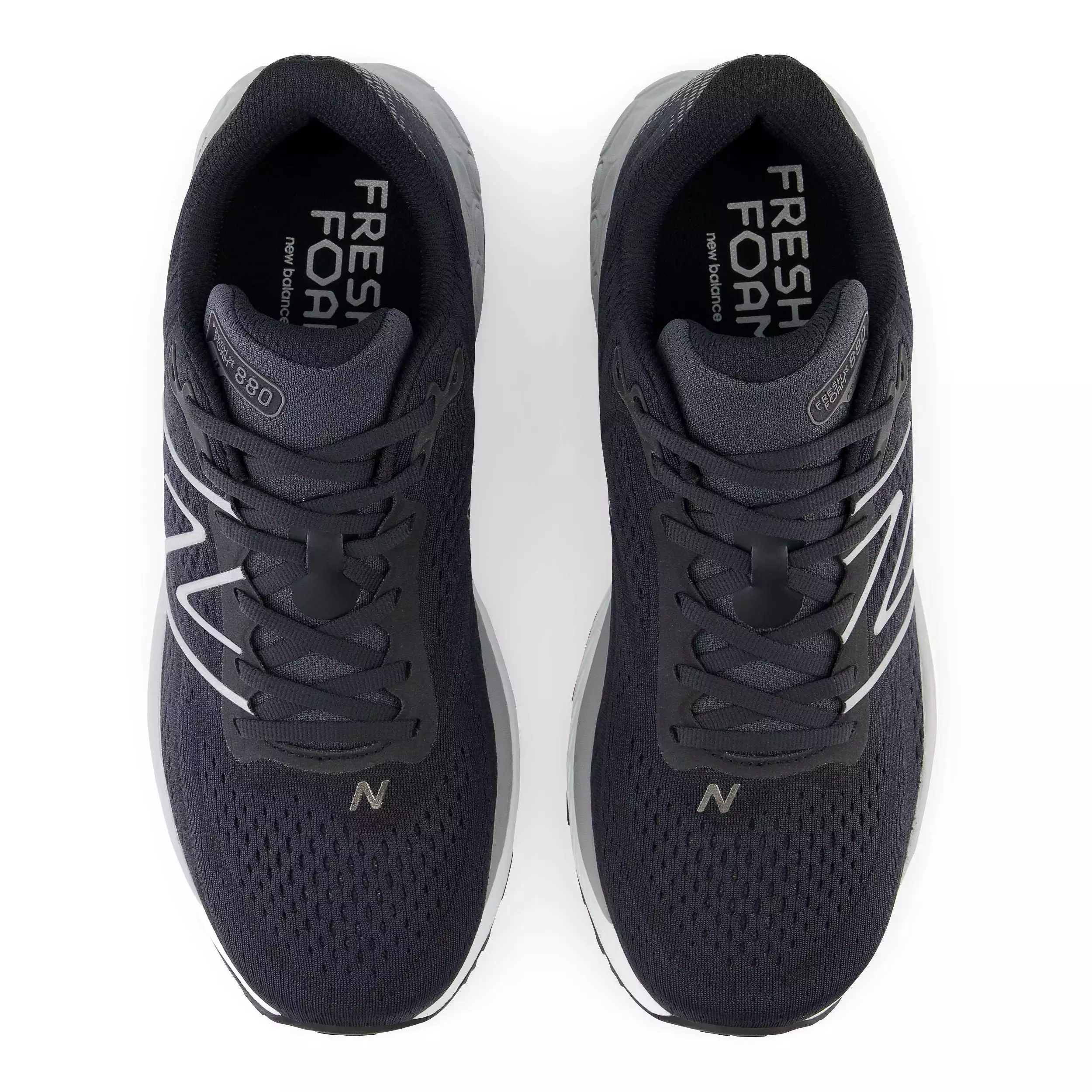 M New Balance 880v13 Black and White