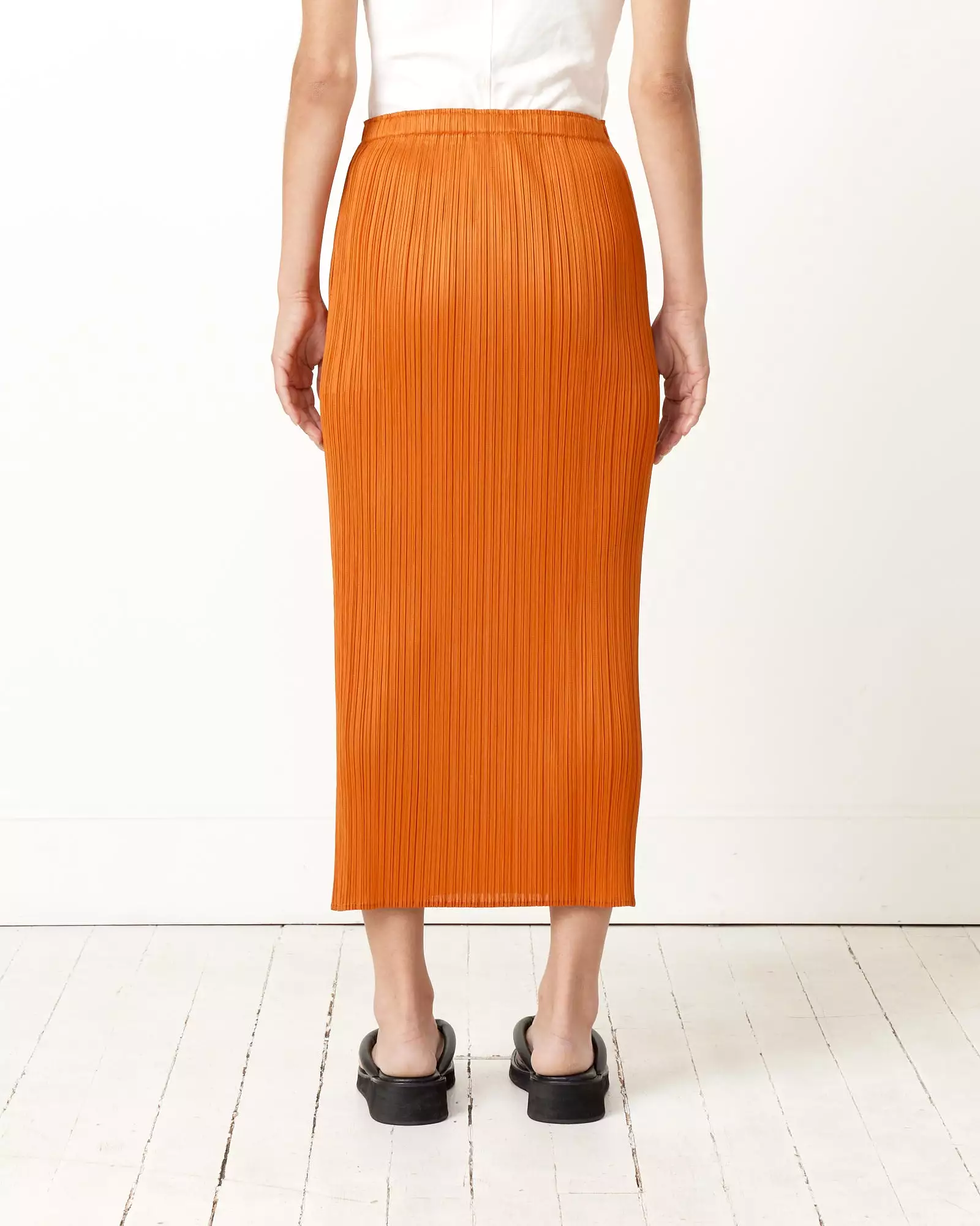 MC April Skirt in Brown Chile