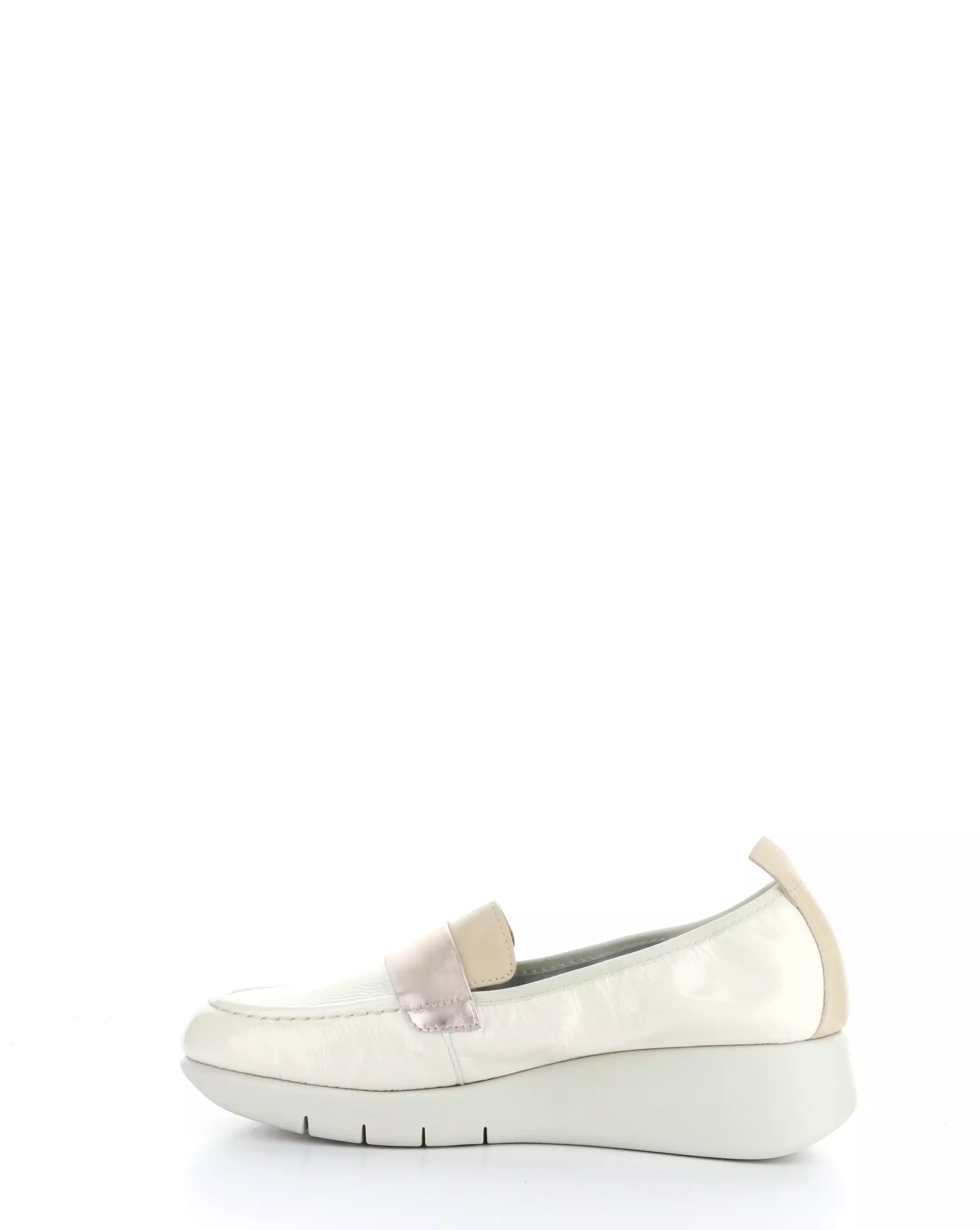 SCREEN MIXED WHITE Round Toe Shoes